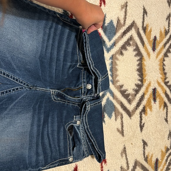 EUC Miss Me Jeans - Picture 5 of 6